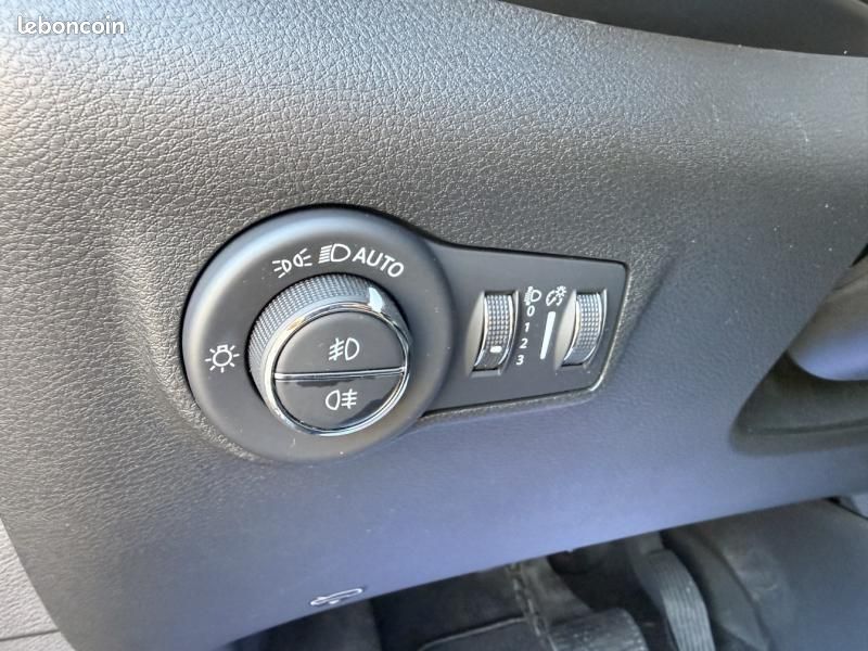 Jeep Compass 1.5 Turbo T4 130ch MHEV Summit 4x2 BVR7 (image 16)