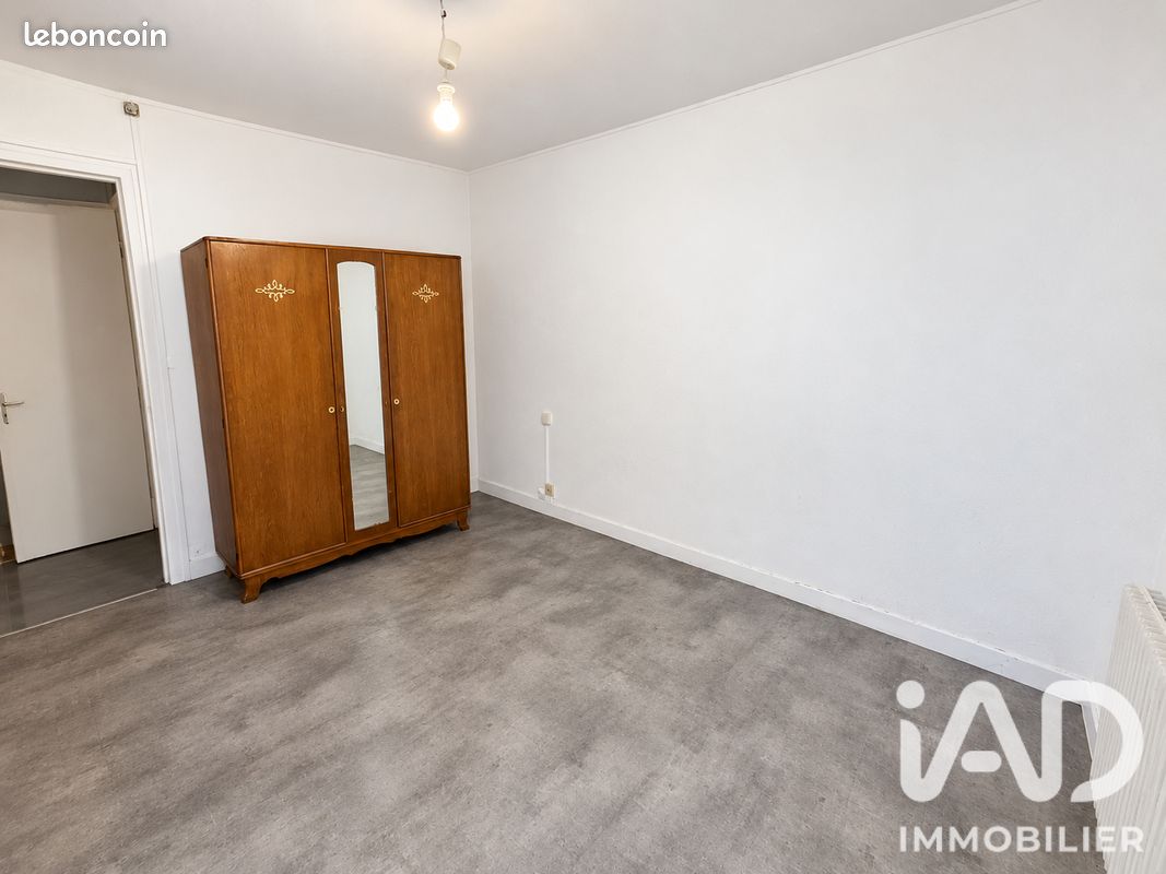 Appartement 3 pièces 66 m² · à Vivier-au-Court · 66 m² · 64 000 €