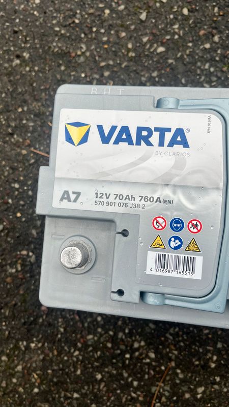Varta 70ah AGM ( neuf ) - Équipement auto