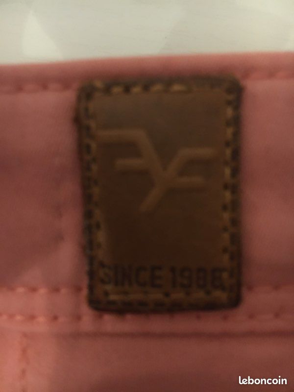 Pantalon rose (fire face ) (image 4)