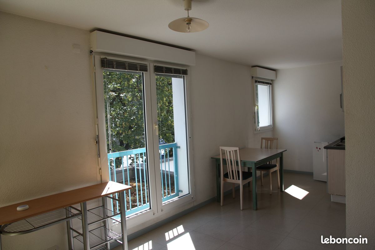 Appartement 1 pièce 28 m² · à Grenoble · 28 m² · 535 €