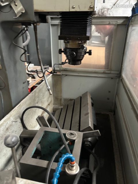 électroérosion par enfonçage JOEMARS EDM Z50 (image 3)