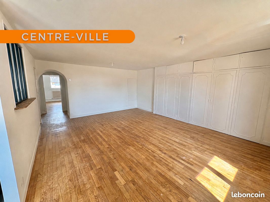 Appartement 4 pièces 100 m² · à La Mézière · 100 m² · 907 €