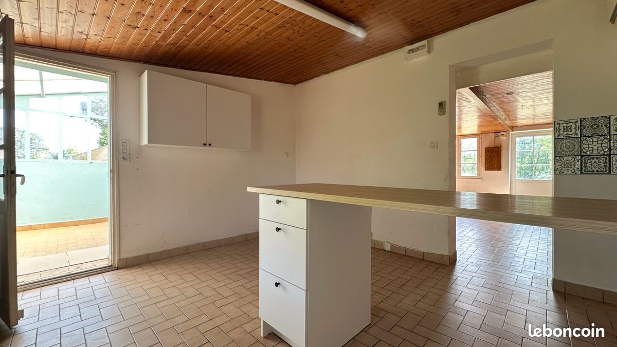 Maison 3 pièces 76 m² · à Poiroux · 76 m² · 165 000 €