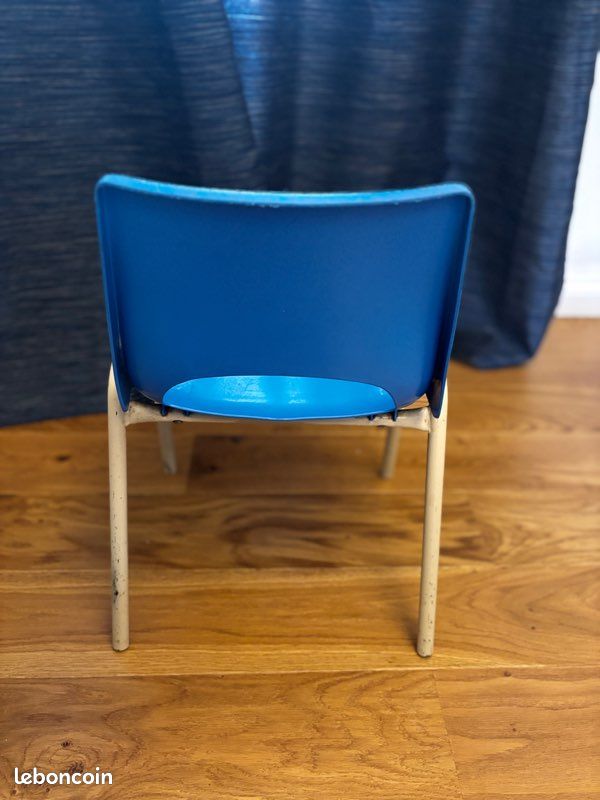 Chaise d’école vintage (image 3)