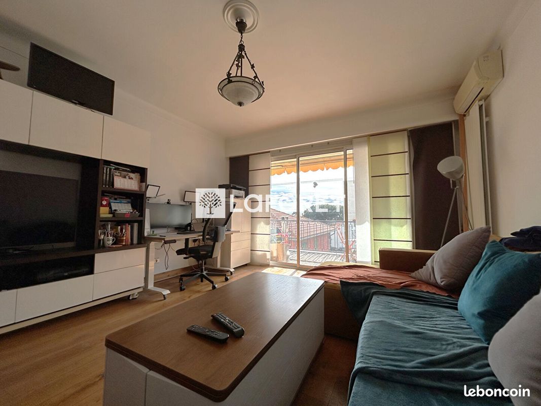 Appartement 3 pièces 79 m² · à Saint-Laurent-du-Var · 79 m² · 353 000 €