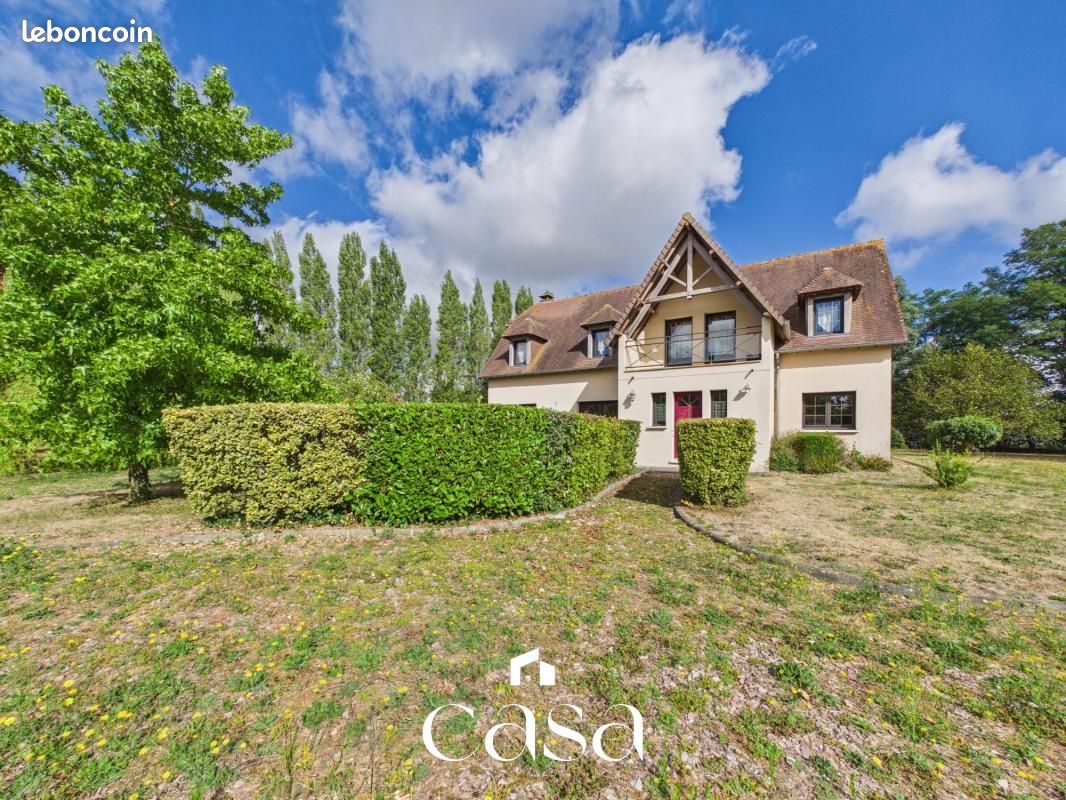Maison 6 pièces 232 m² · à Saint-Martin-de-Mieux · 232 m² · 375 000 €