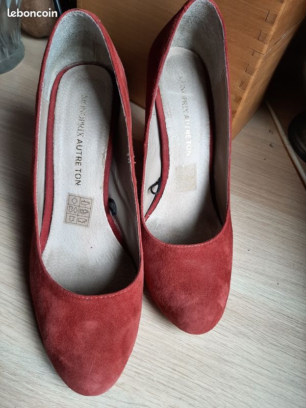 Escarpins talons dain rouge t37 (image 2)
