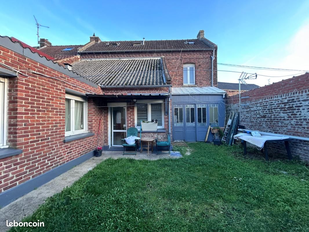 Local commercial 121 m² · à Douai · 121 m² · 179 990 €