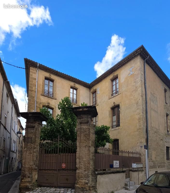 Appartement 3 pièces 84 m² · à Lambesc · 84 m² · 300 000 €