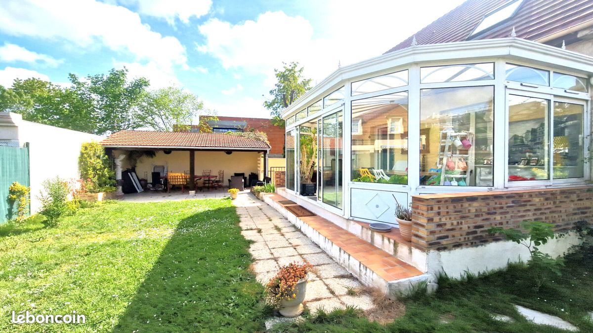 Maison 7 pièces 162 m² · à Thiais · 162 m² · 740 000 €
