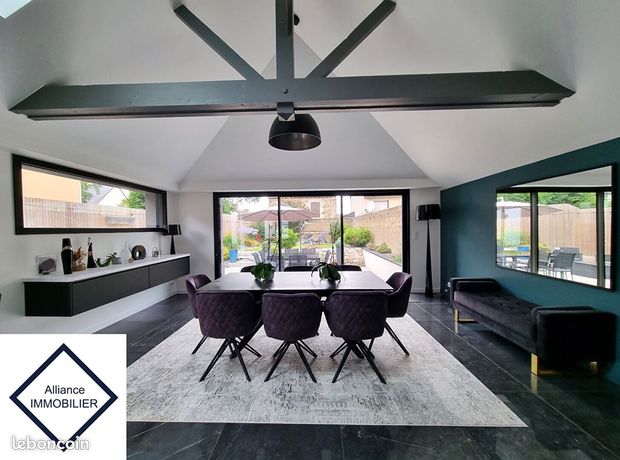 Maison 6 pièces 198 m²