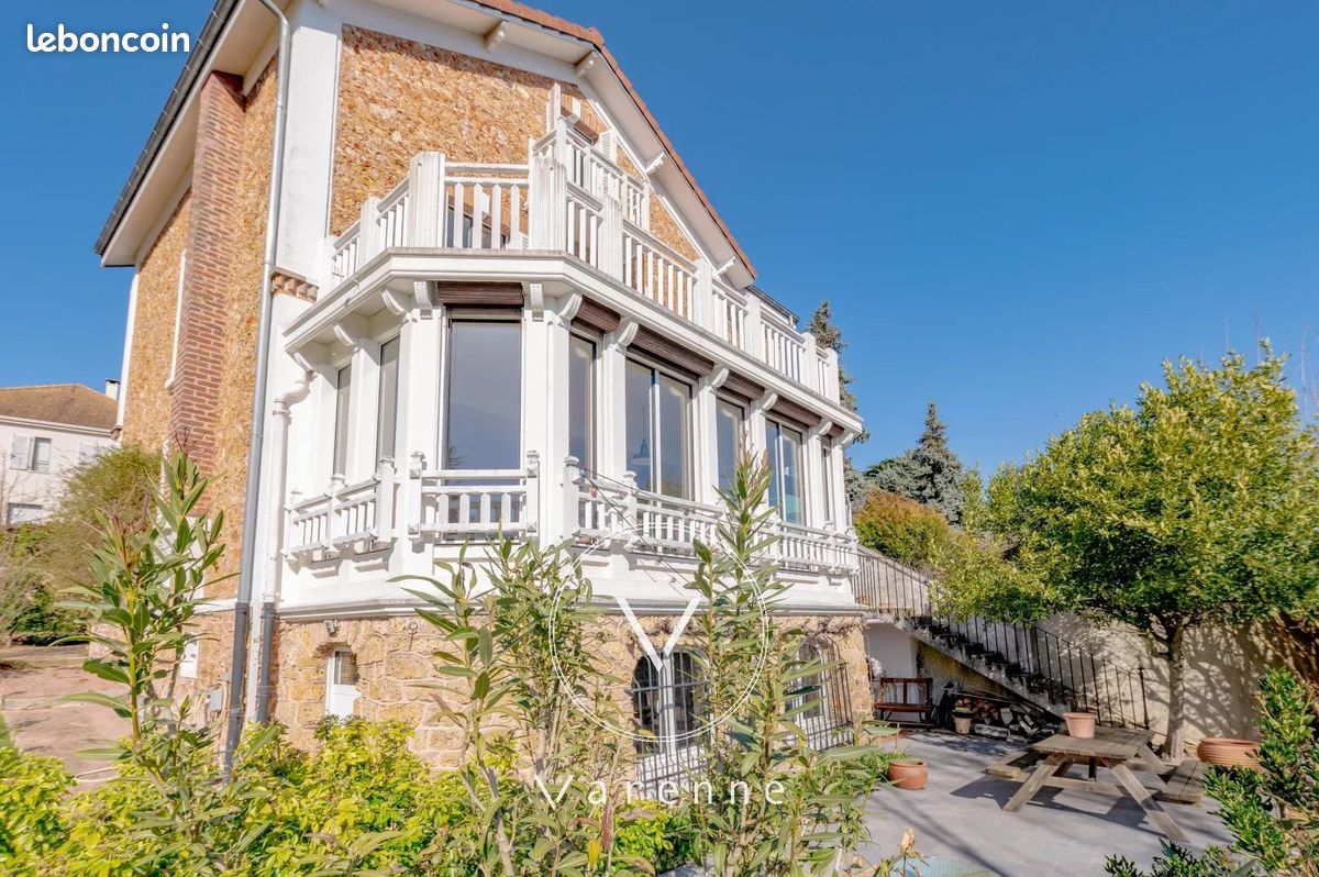 Maison 8 pièces 220 m² · à Sèvres · 220 m² · 1 875 000 €