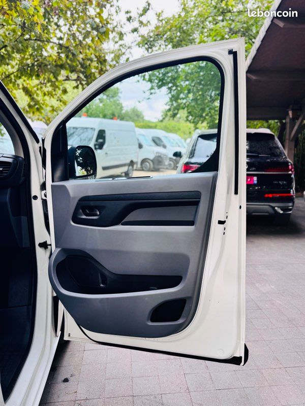 Citroën Jumpy Fg M 2.0 BlueHDi 120ch S&S Club 2021 – photo 11