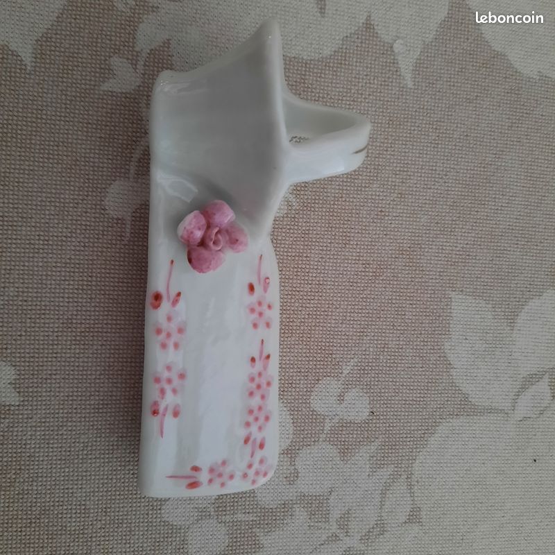 Porte couteaux en porcelaine (image 1)