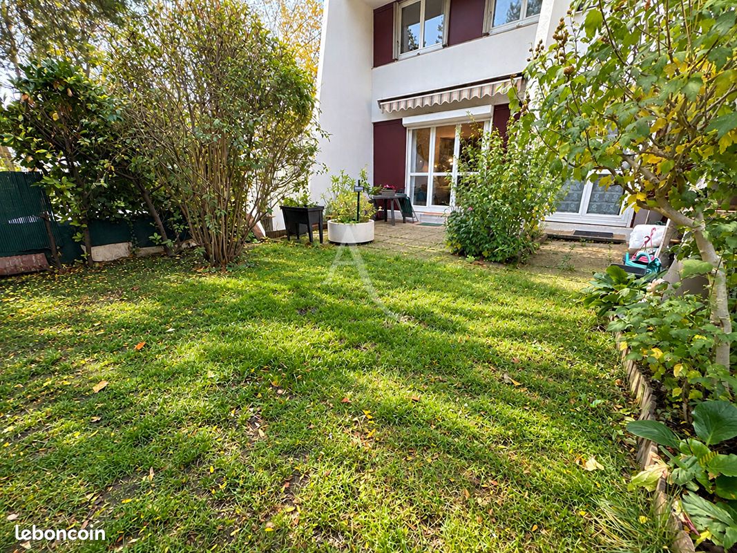 Appartement 5 pièces 103 m² · à Fontenay-sous-Bois · 103 m² · 394 000 €