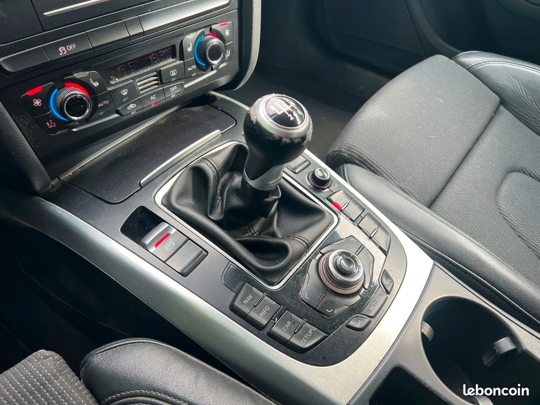 AUDI A4 AVANT 2.0 TDI 170 DPF S line (image 26)