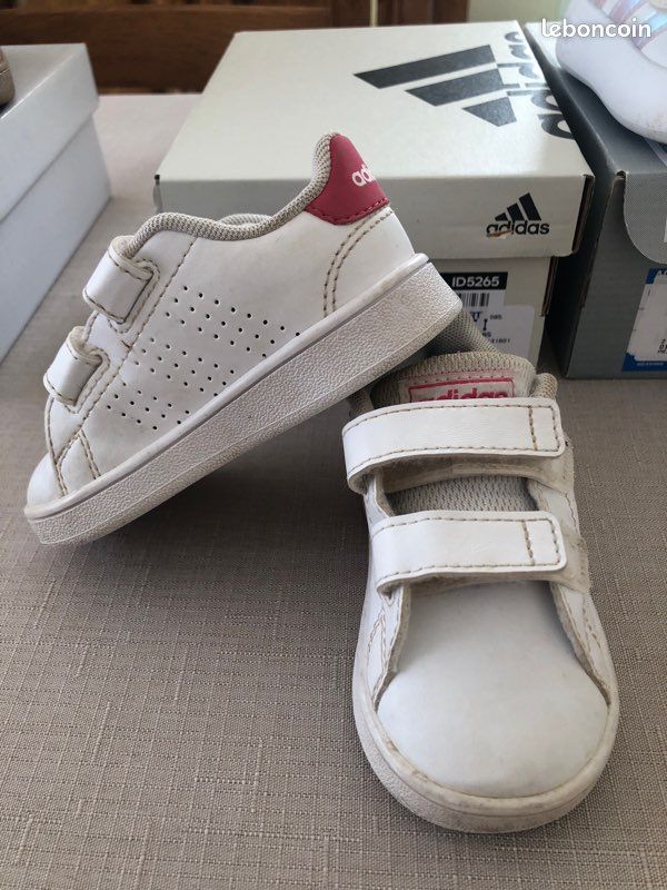 Basket adidas bébé fille taille 20 Chaussures