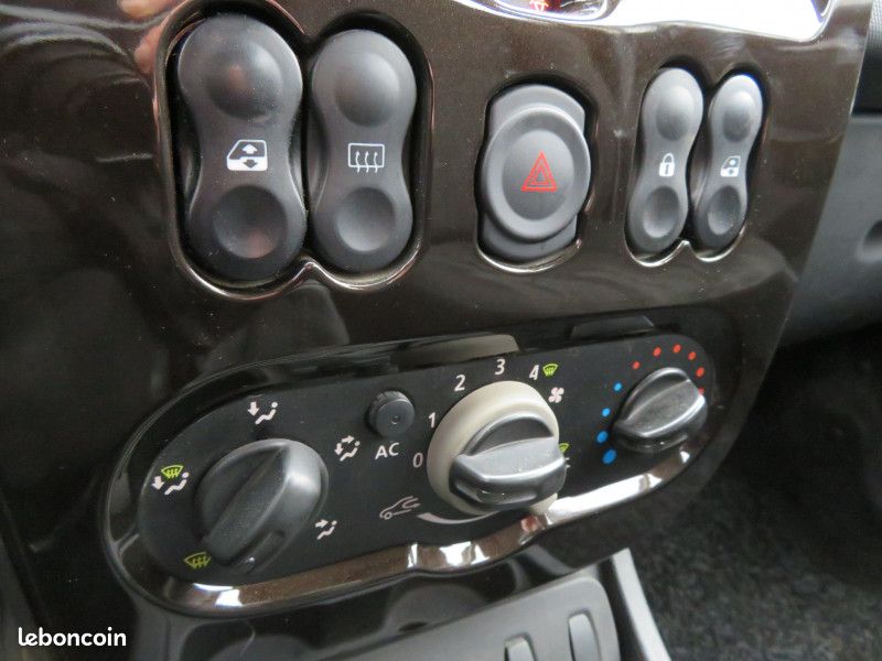 Dacia DUSTER 1.5 DCI 110CH FAP LAUREATE 4X4 +ATTELAGE (image 16)