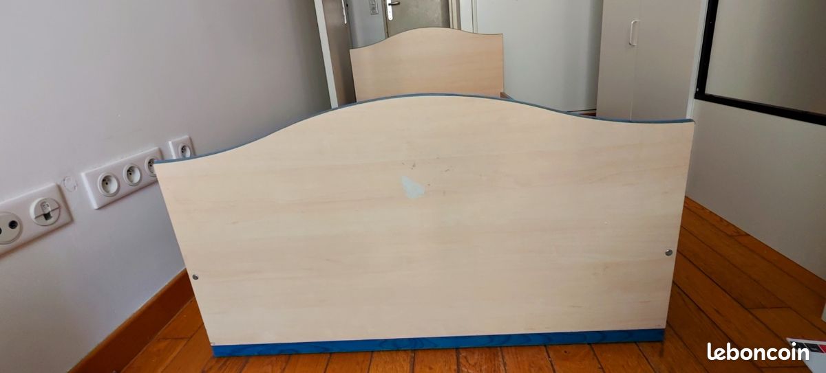 Lit 195x94,5 cm (image 1)
