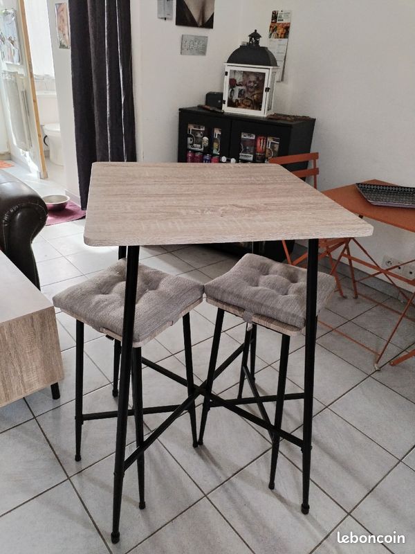 Ensemble Table haute avec deux tabourets (image 1)