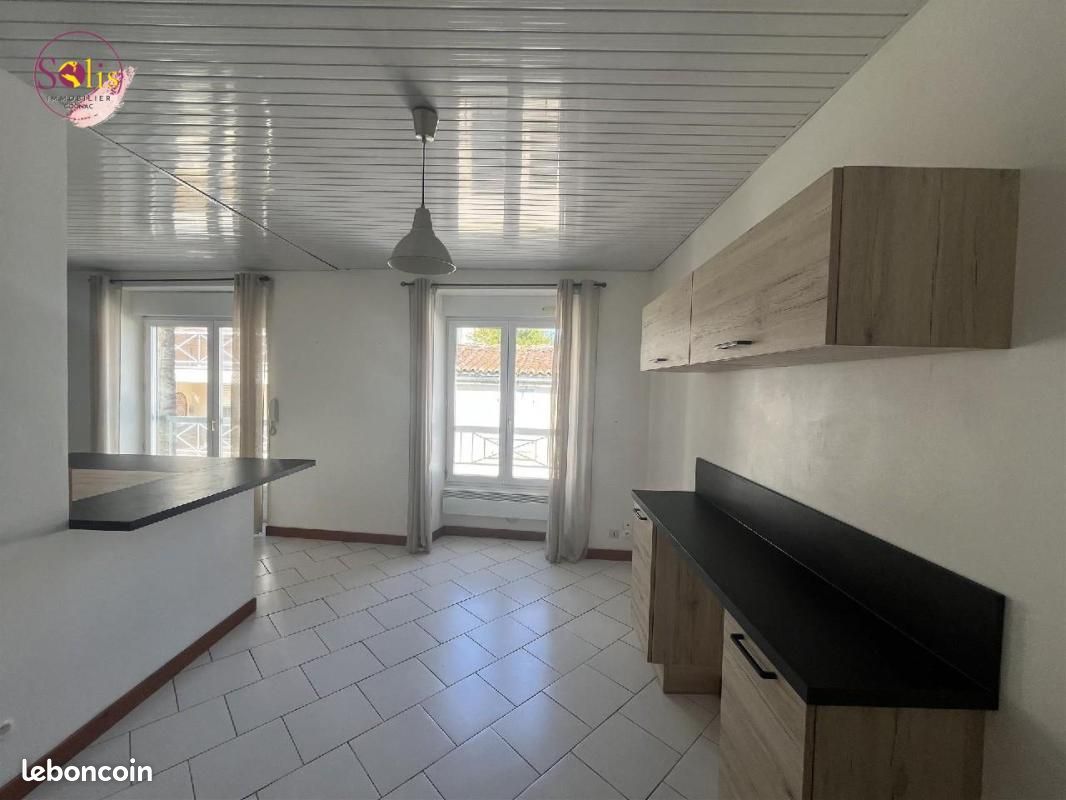 Appartement 4 pièces 107 m² · à Cognac · 107 m² · 770 €/mois