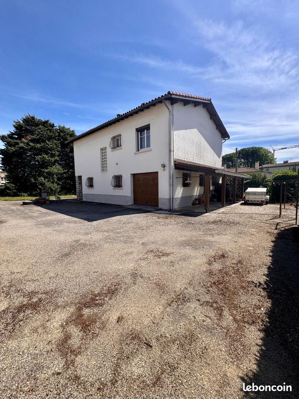 Maison 4 pièces 138 m² · à Castelnaudary · 138 m² · 216 000 €