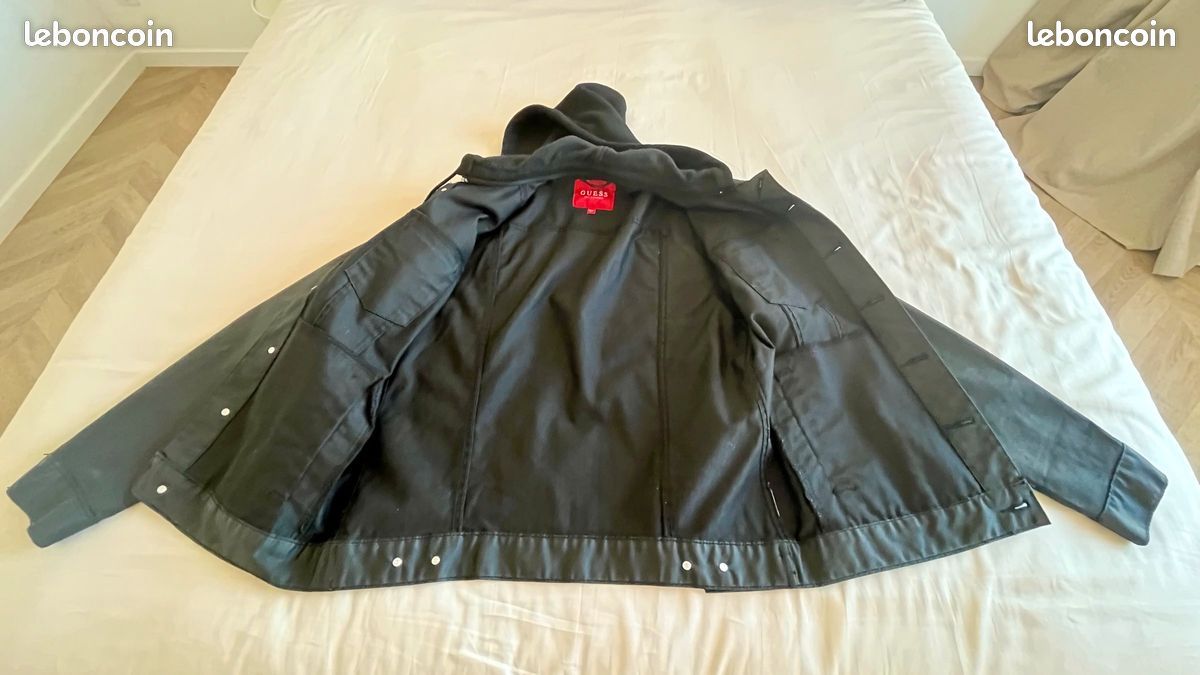 Blouson denim toile enduite noir Guess Taille L avec capuche (image 8)