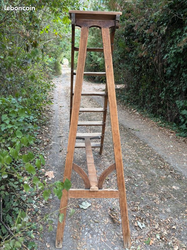 Escabeau ancien d’atelier en très bon état (image 8)