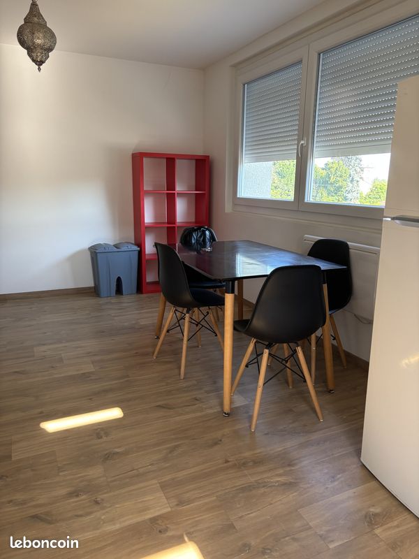 Appartement a louer bourgoin-jallieu - 2 pièce(s) - 40 m2 - Surfyn