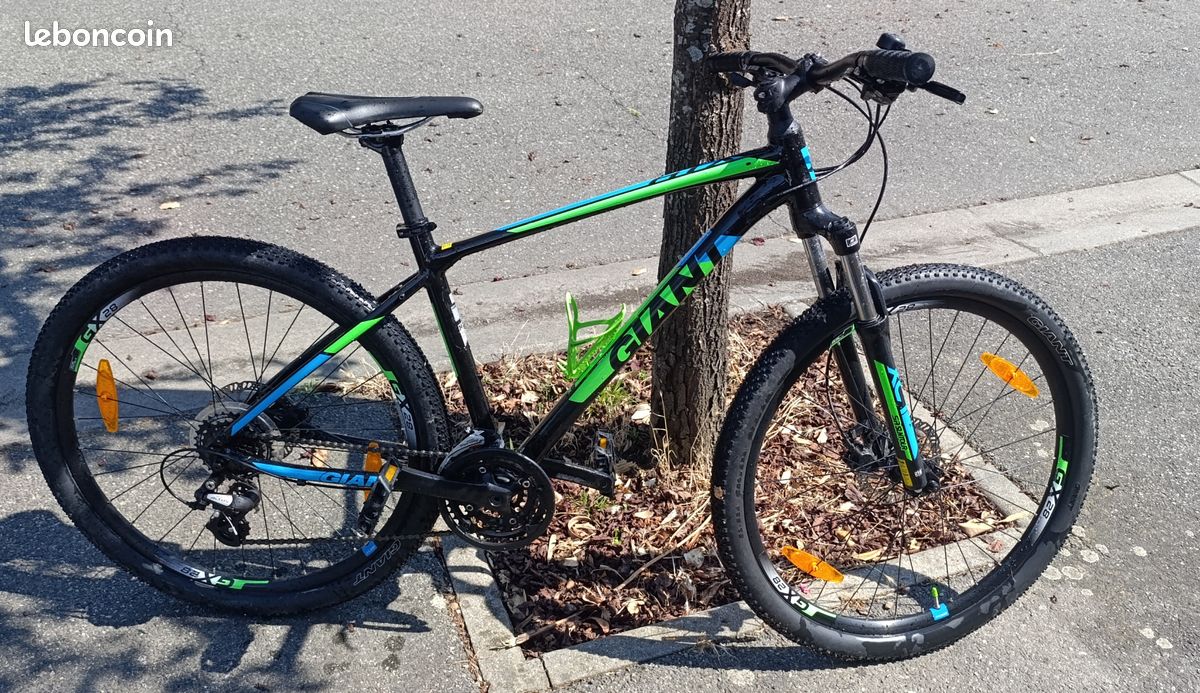 VTT Giant Talon Taille M Excellent état Vélos