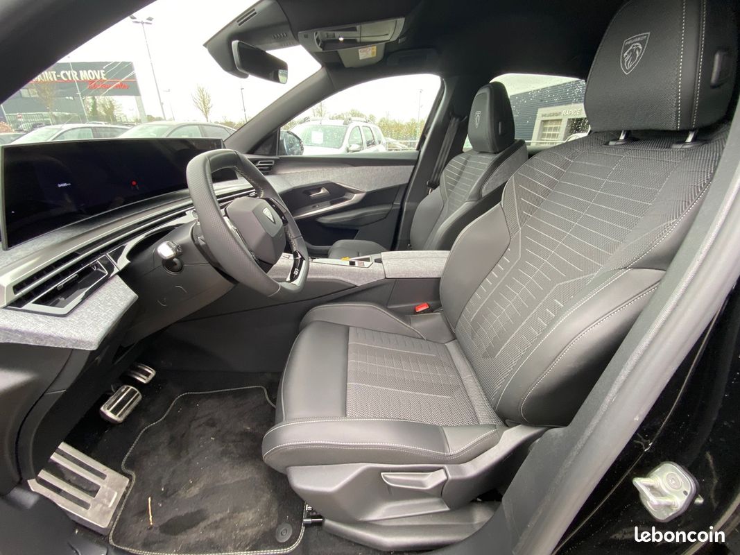 Peugeot 3008 1.2 HYBRID 145CH GT E-DCS6 (image 14)