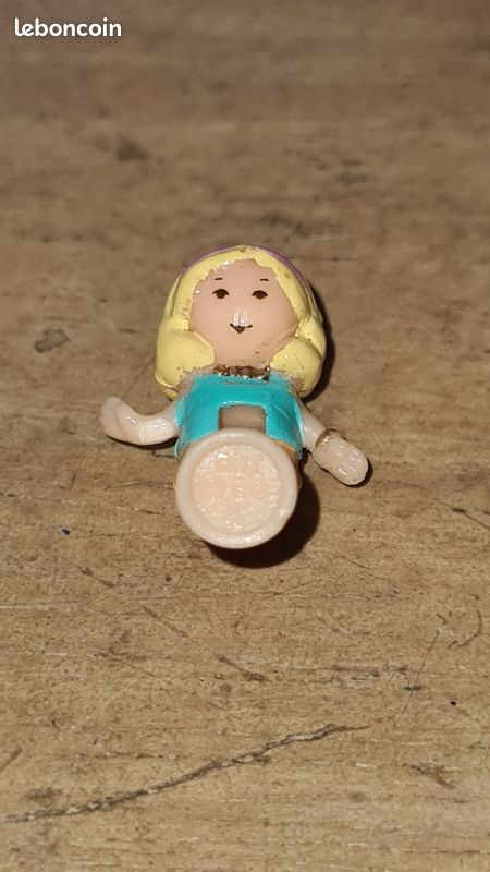 Doll du set Fashion friends 1996 (image 4)