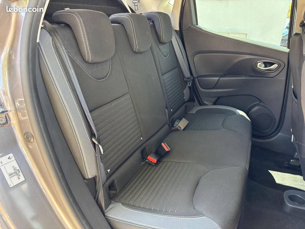 RENAULT CLIO IV dCi 90 eco2 Limited 90g (image 16)