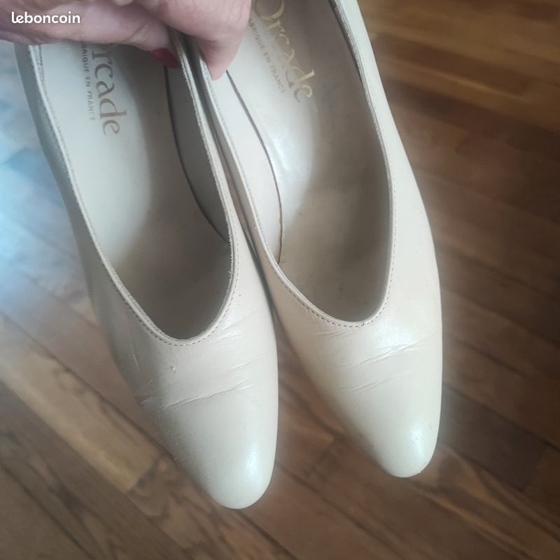 Très belle paire de chaussures beige acheter pour un mariage pour femme (image 10)