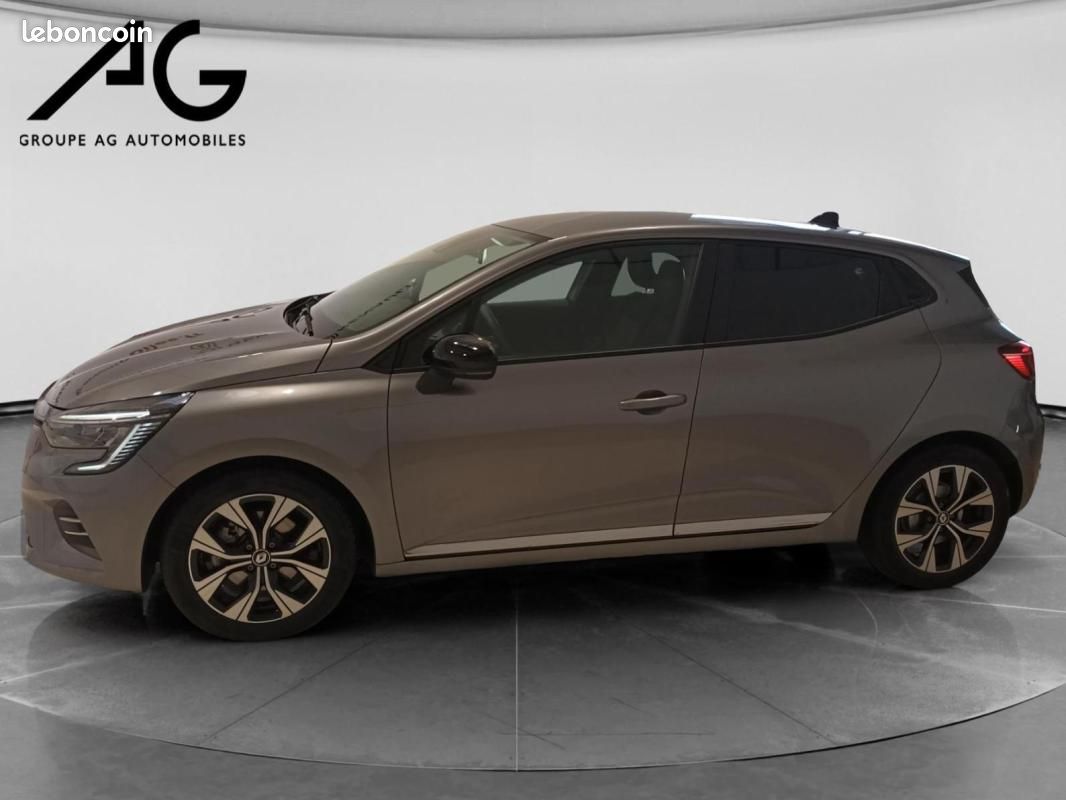 Renault Clio V E-Tech hybride 145 Evolution (image 3)
