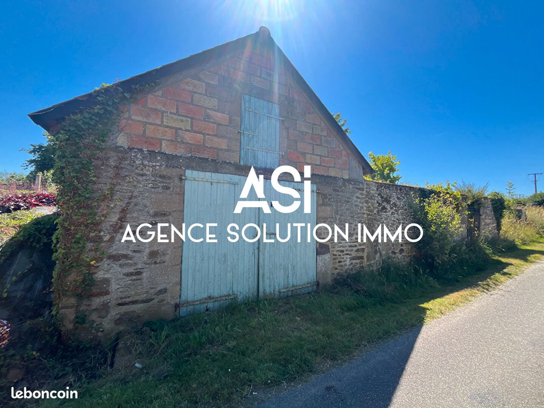 Terrain 365 m² · à Saint-Paul-le-Gaultier · 365 m² · 17 000 €