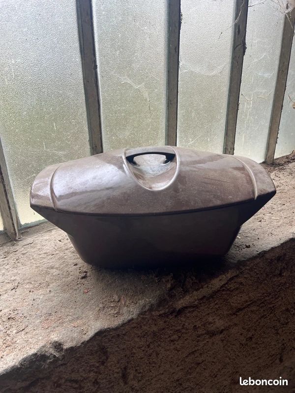 Cocotte Le Creuset, design Raymond Loewy, 3,5 L - Acolytes Antique
