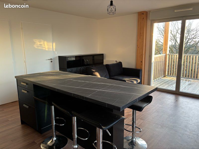 T2 meublé 53 m² – Terrasse 14 m² – Dernier étage – Parking – Saint-Herblain (image 6)