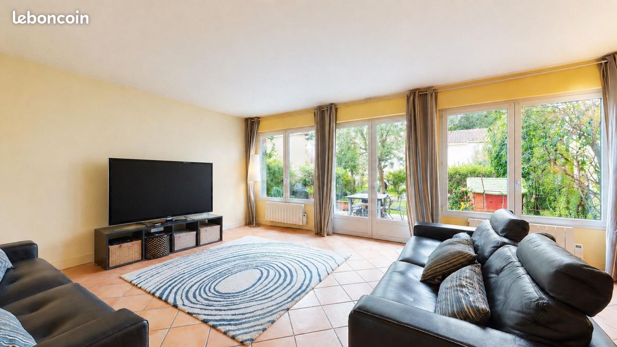 Maison 5 pièces 142 m² · à La Brède · 142 m² · 395 000 €