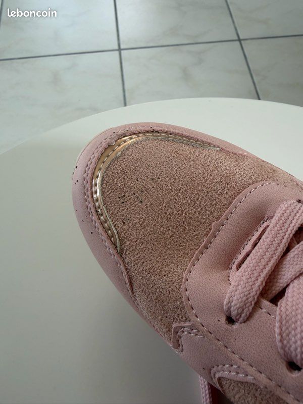 Basket rose taille 37 (image 2)