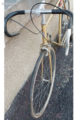 Insigne De Tête De Vélo Vintage - Cycles HELIUM - France - Émaillé