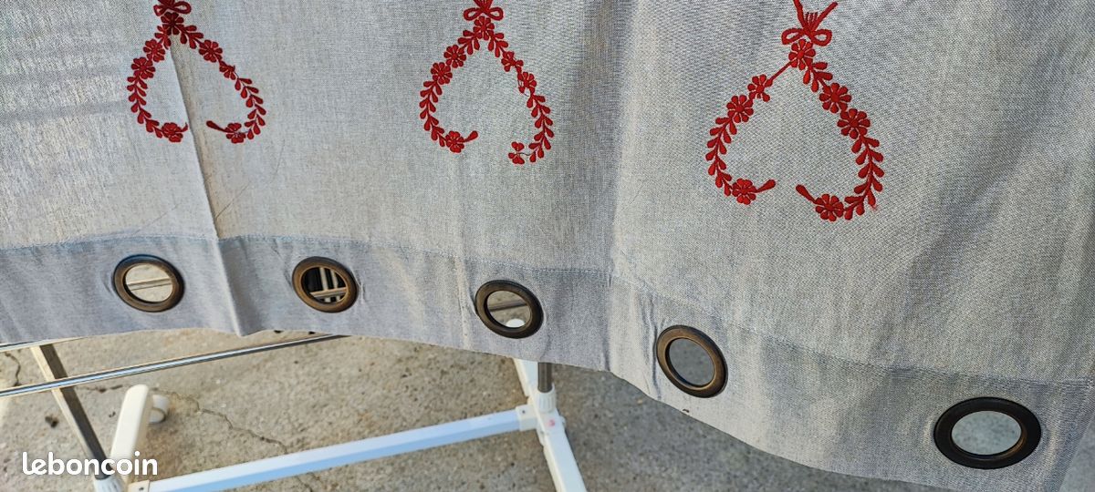 A vendre 3 paires de rideau (image 6)