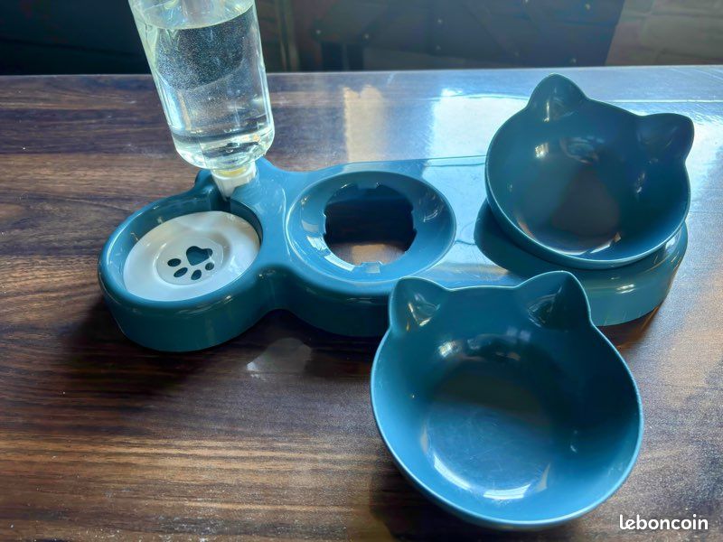 3 en 1 Gamelle Chat, Eau Inclinable À 15°, Surélevée, Gamelles et Abreuvoirs, Bol, Accessoires Chaton, Mangeoire, Disponible pour Chats et Chiots (Vert) (image 2)
