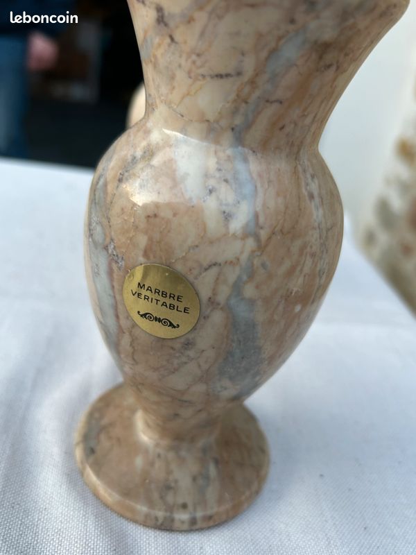 2 vases en marbre (image 2)