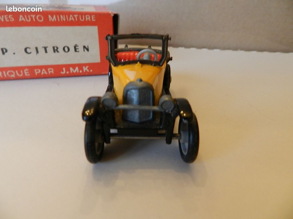 Citroën DS5 (gris) - Norev 019062 - 1/43ème en boite
