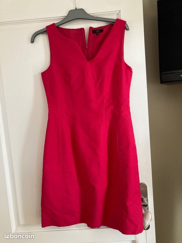 Robe (image 1)