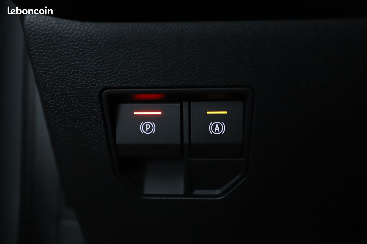 Renault Mégane E-Tech E-Tech EV60 Super Charge Iconic 220 ch (image 29)