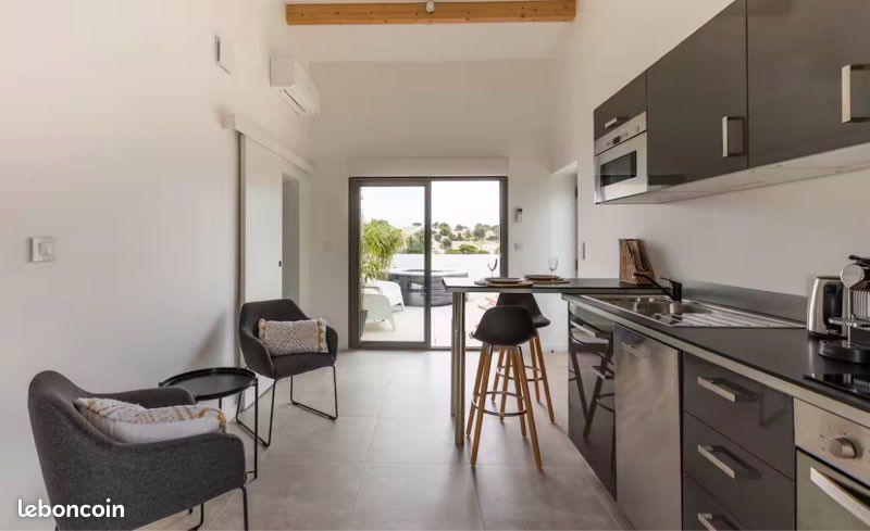 Appartement 2 pièces 32 m² · à Carnoux-en-Provence · 32 m² · 990 €
