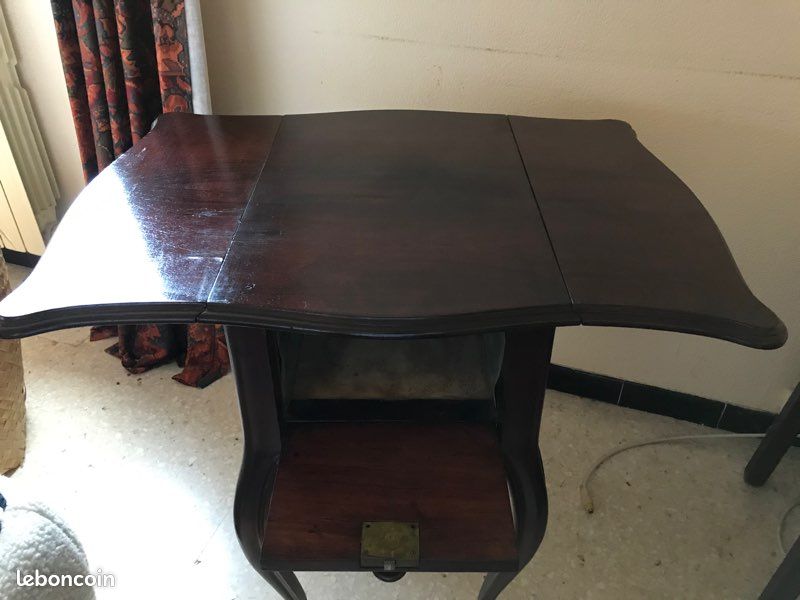 Petite table ancienne pliable (image 2)